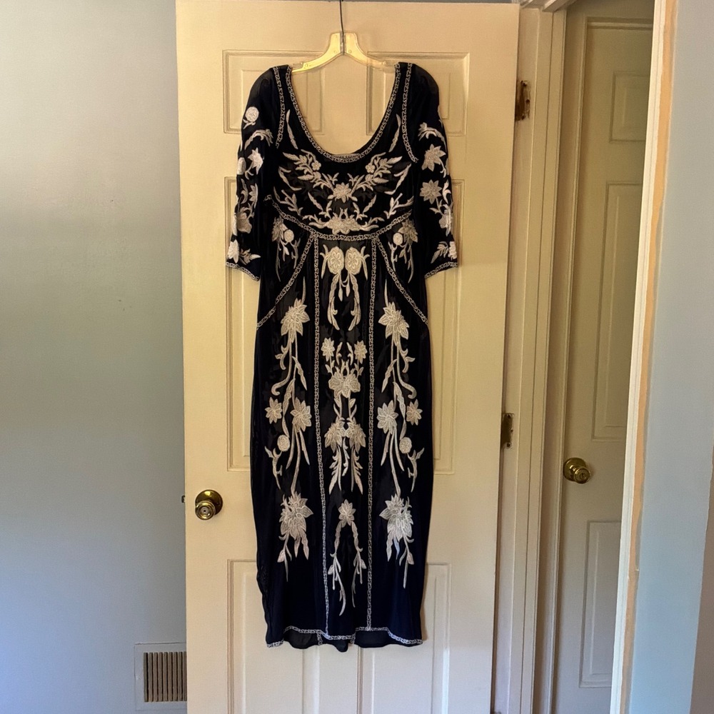 Gretchen Scott Navy Blue Embroidered Maxi Dress Boho Floral Sheer Lightweight S